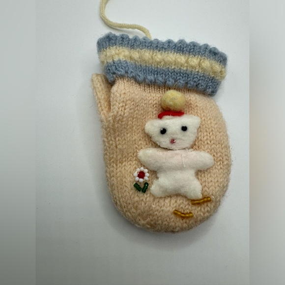Vintage baby mittens - Picture 2 of 6